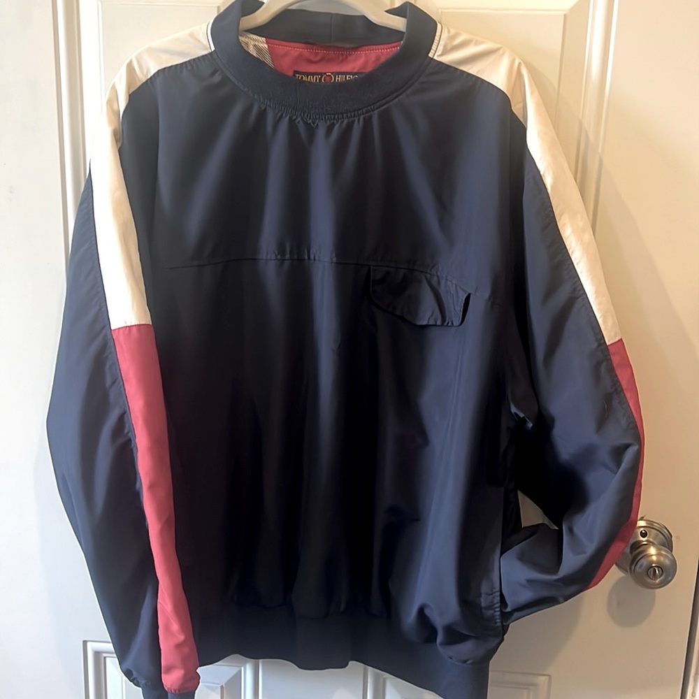Tommy Hilfiger golf windbreaker size large with pockets